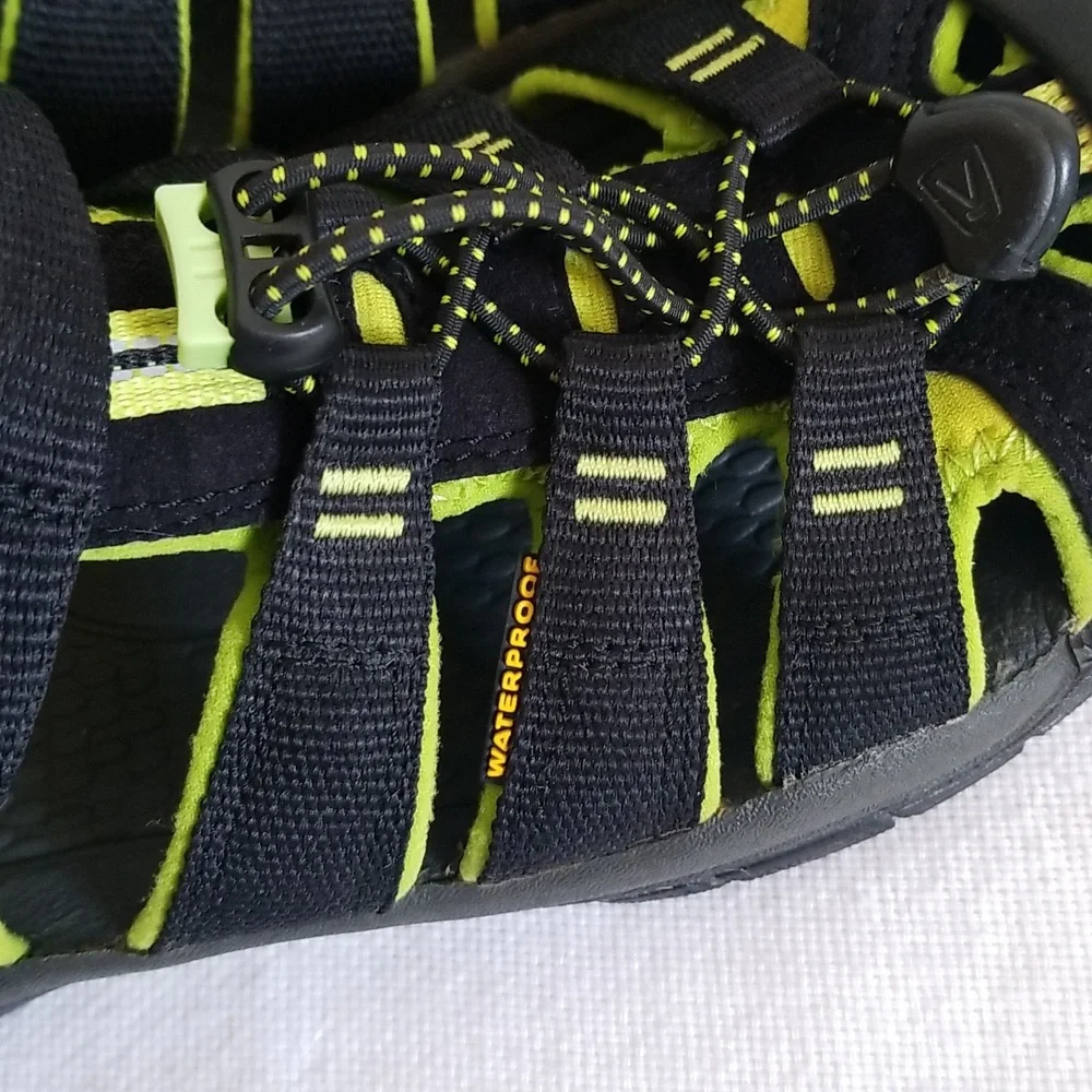 Keen Newport Green Black Sport Sandal Youth 3